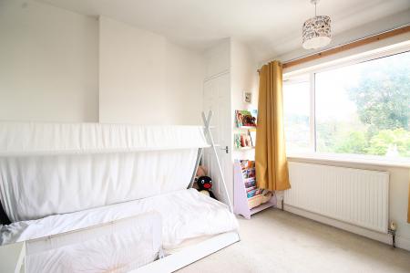 3 bedroom Semi-detached house for sale in Fairbourne Road, Braunstone Town, LE3