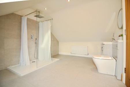 5 bedroom Detached house for sale in Fairefield Crescent, Glenfield, LE3