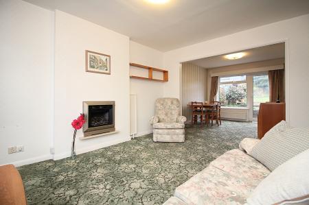 3 bedroom Detached house for sale in Farmway, Braunstone Town, LE3