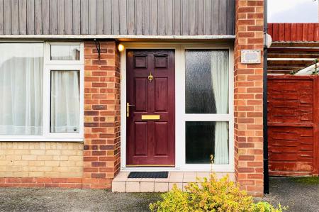 3 bedroom Detached house for sale in Farmway, Braunstone Town, LE3