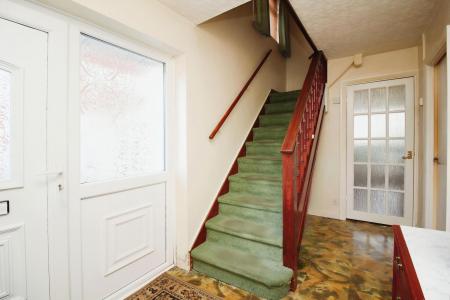 3 bedroom Semi-detached house for sale in Farmway, Braunstone Town, LE3