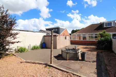 2 bedroom Semi-detached bungalow for sale in Festival Avenue, Thurmaston, LE4