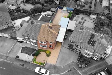 3 bedroom Semi-detached house for sale in Fieldhurst Avenue, Braunstone Town, LE3