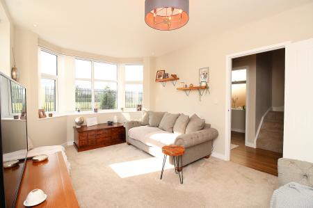 4 bedroom Detached house for sale in Fieldway, Earl Shilton, LE9