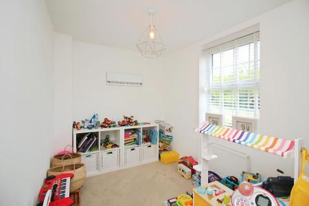 4 bedroom Detached house for sale in Forest House Lane, Leicester Forest East, LE3