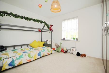 4 bedroom Detached house for sale in Forest House Lane, Leicester Forest East, LE3