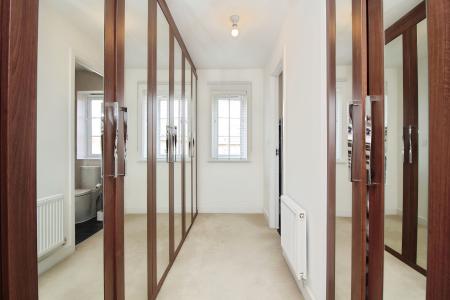 4 bedroom Detached house for sale in Forest House Lane, Leicester Forest East, LE3