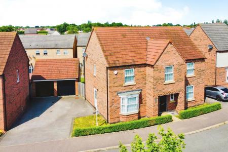 4 bedroom Detached house for sale in Forest House Lane, Leicester Forest East, LE3