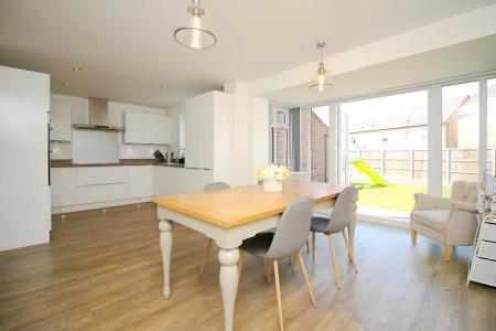 4 bedroom Detached house for sale in Forest House Lane, Leicester Forest East, LE3