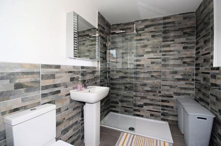 5 bedroom Detached house for sale in Forest House Lane, Leicester Forest East, LE3