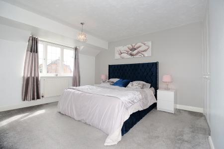 5 bedroom Detached house for sale in Forest House Lane, Leicester Forest East, LE3