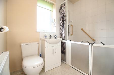 3 bedroom Semi-detached house for sale in Forest Rise, Groby, LE6