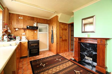 3 bedroom Semi-detached house for sale in Forest Rise, Groby, LE6