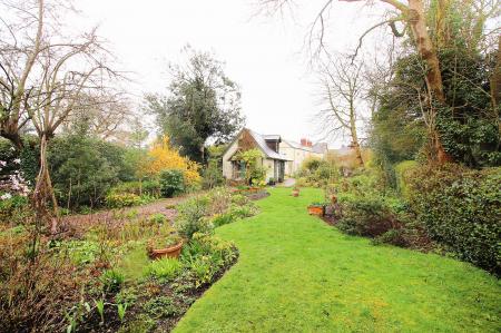 4 bedroom Detached house for sale in Forest Way, Desford