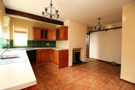 4 bedroom Detached house for sale in Forest Way, Desford