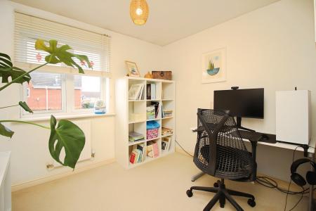 2 bedroom Semi-detached house for sale in Gavin Close, Thorpe Astley, LE3