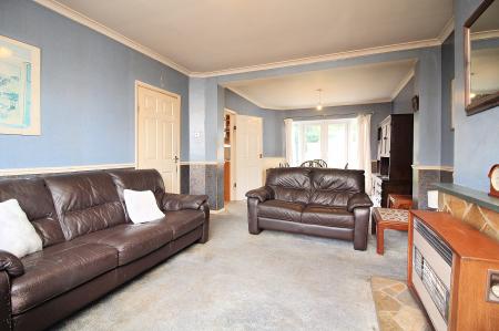 3 bedroom Semi-detached house for sale in Glenfield Crescent, Glenfield, LE3