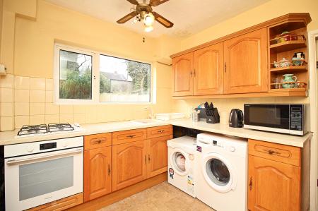 3 bedroom Semi-detached house for sale in Glenfield Crescent, Glenfield, LE3