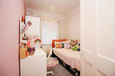 3 bedroom Semi-detached house for sale in Gooding Avenue, Braunstone, LE3