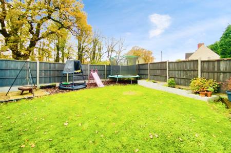 3 bedroom Semi-detached house for sale in Gooding Avenue, Braunstone, LE3