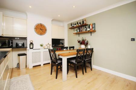 3 bedroom Semi-detached house for sale in Gooding Avenue, Braunstone, LE3