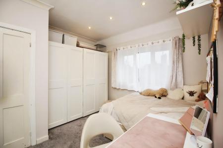 3 bedroom Semi-detached house for sale in Gooding Avenue, Braunstone, LE3