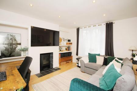 3 bedroom Semi-detached house for sale in Gooding Avenue, Braunstone, LE3