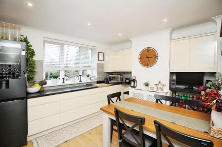 3 bedroom Semi-detached house for sale in Gooding Avenue, Braunstone, LE3