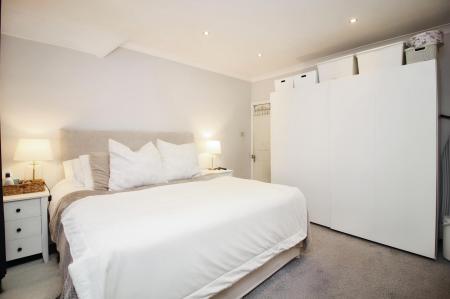 3 bedroom Semi-detached house for sale in Gooding Avenue, Braunstone, LE3