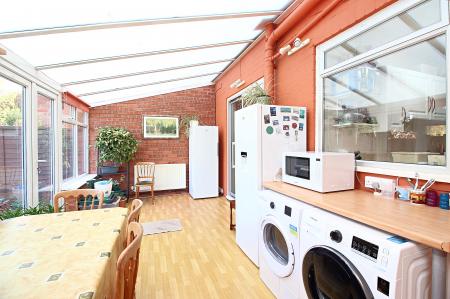 3 bedroom End of terrace house for sale in Gooding Avenue, Braunstone, LE3