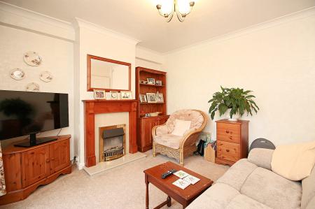 3 bedroom End of terrace house for sale in Gooding Avenue, Braunstone, LE3