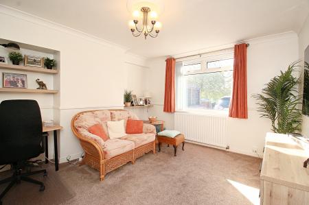 3 bedroom End of terrace house for sale in Gooding Avenue, Braunstone, LE3