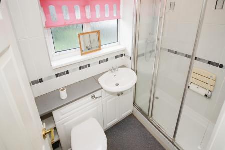 2 bedroom Terraced House for sale in Gooding Avenue, Braunstone, LE3