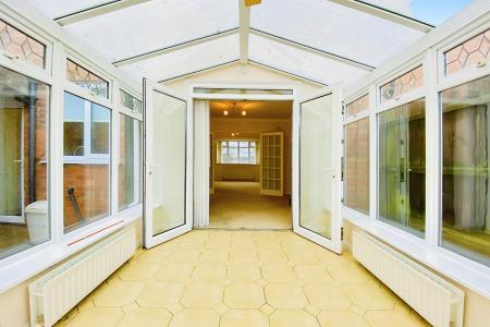 2 bedroom Terraced House for sale in Gooding Avenue, Braunstone, LE3