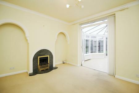 2 bedroom Terraced House for sale in Gooding Avenue, Braunstone, LE3