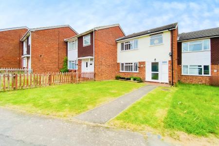 3 bedroom Terraced House for sale in Green Walk, Western Park, Leicester, LE3