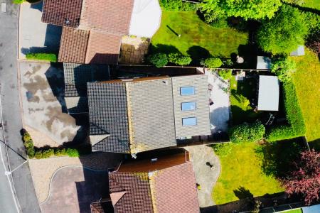 3 bedroom Detached house for sale in Guinevere Way, Leicester Forest East, LE3