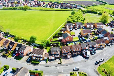 3 bedroom Detached house for sale in Guinevere Way, Leicester Forest East, LE3