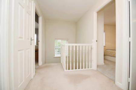 4 bedroom Detached house for sale in Hastings Meadow Close, Kirby Muxloe, LE9