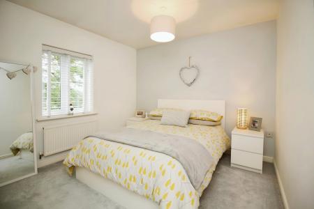 4 bedroom Detached house for sale in Hastings Meadow Close, Kirby Muxloe, LE9