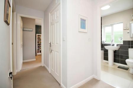 4 bedroom Detached house for sale in Hastings Meadow Close, Kirby Muxloe, LE9