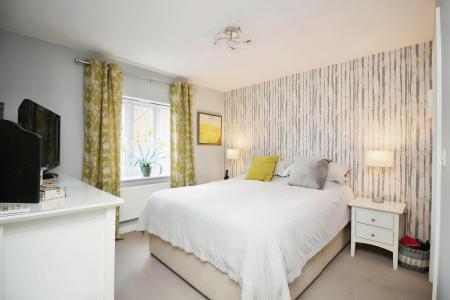 4 bedroom Detached house for sale in Hastings Meadow Close, Kirby Muxloe, LE9