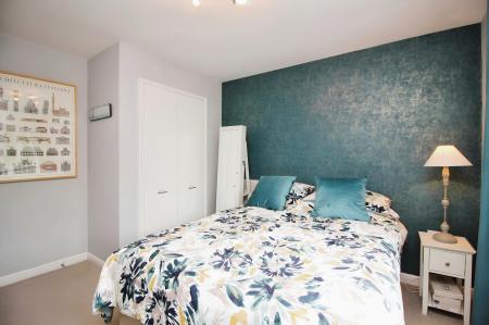 4 bedroom Detached house for sale in Hastings Meadow Close, Kirby Muxloe, LE9