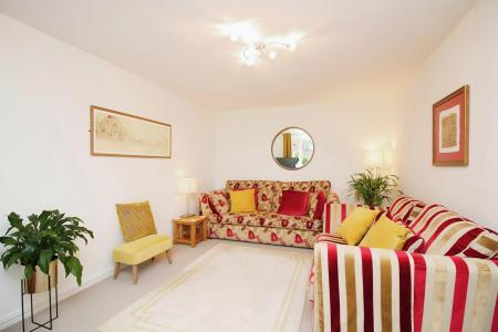 4 bedroom Detached house for sale in Hastings Meadow Close, Kirby Muxloe, LE9