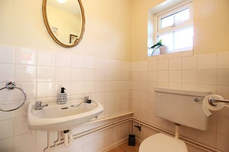 4 bedroom Detached bungalow for sale in Hayes End, Desford, LE9