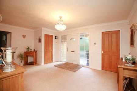 4 bedroom Detached bungalow for sale in Hayes End, Desford, LE9