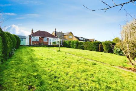 4 bedroom Detached bungalow for sale in Heath Lane, Earl Shilton, LE9
