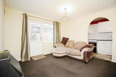 1 bedroom Terraced House for sale in Heatherbrook Road, Leicester, LE4