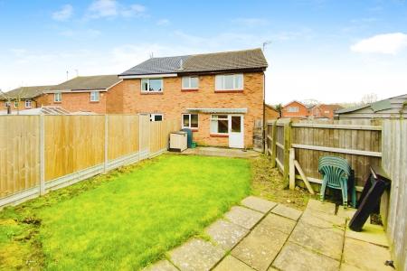 1 bedroom Terraced House for sale in Heatherbrook Road, Leicester, LE4