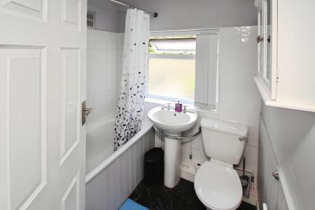 2 bedroom Semi-detached house for sale in Helena Crescent, Leicester, LE4